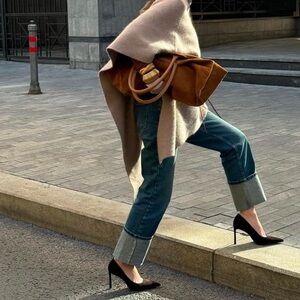 Steve Madden Daisy chestnut Suede Heels